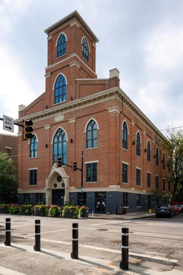 Soaring 2-Bedroom Parkside Loft Walkable To It All Cincinnati Ngoại thất bức ảnh